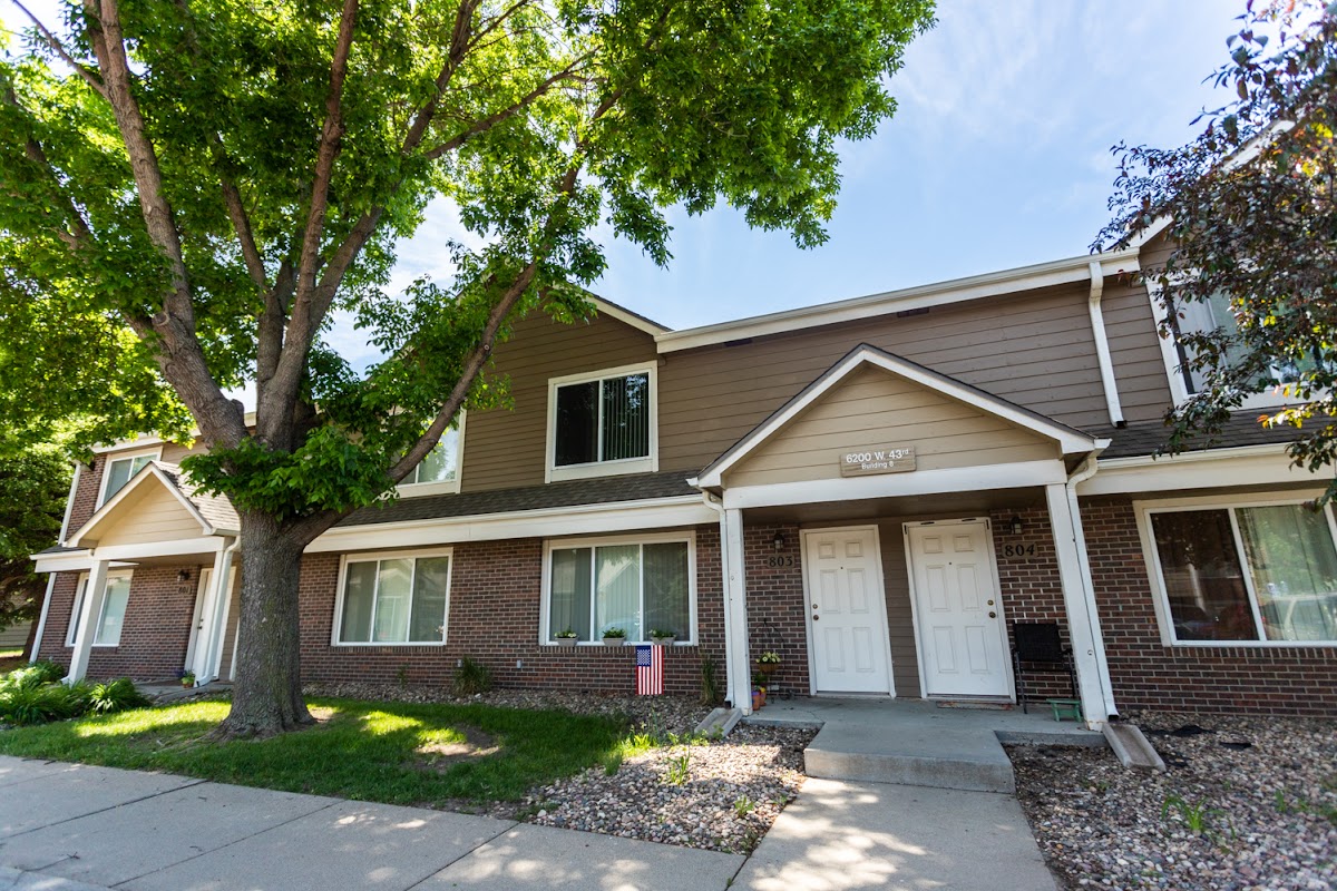 Country Meadows Apartments and Townhomes