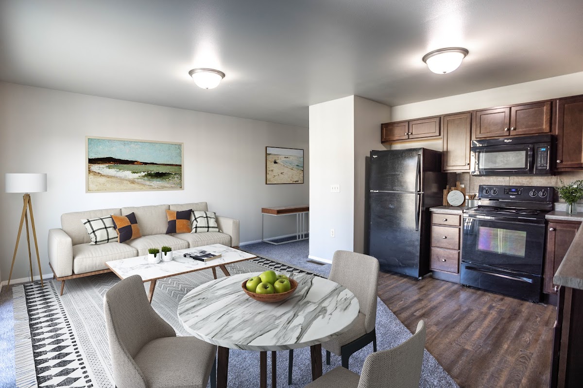 Dublin Square Apartments and Townhomes