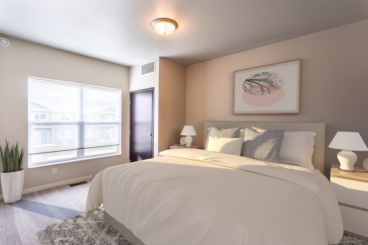 Irving Center Apartments