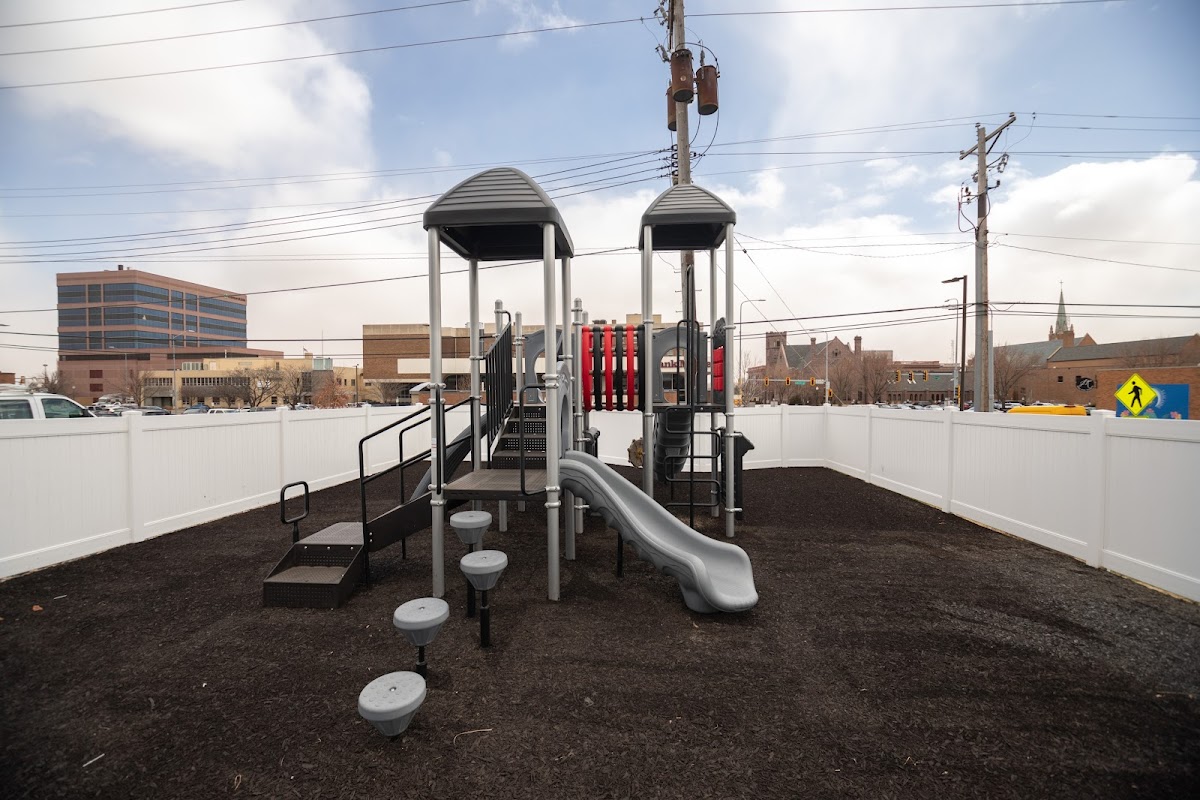 Irving Center Apartments