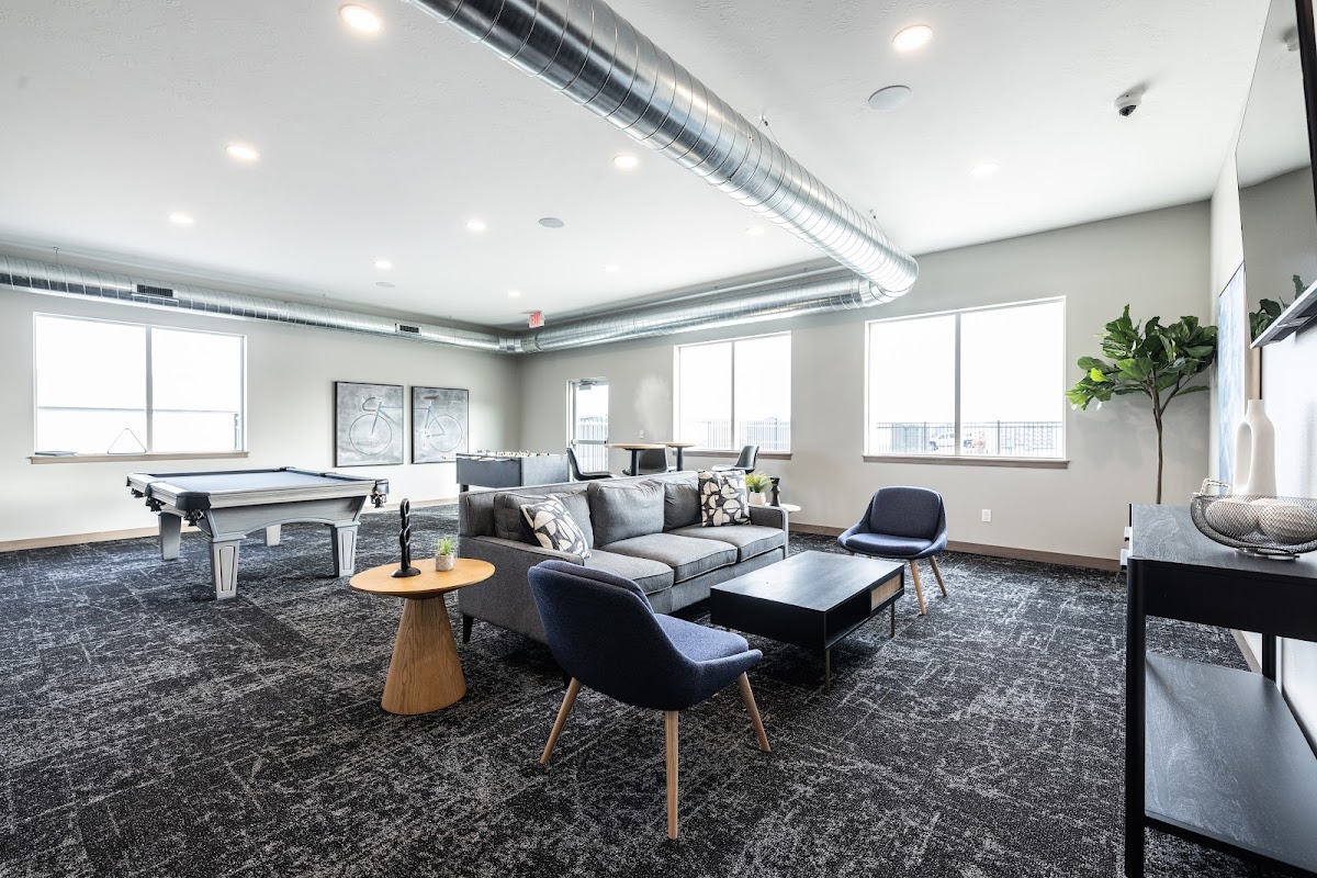 Split Rock Village Apartments & Townhomes