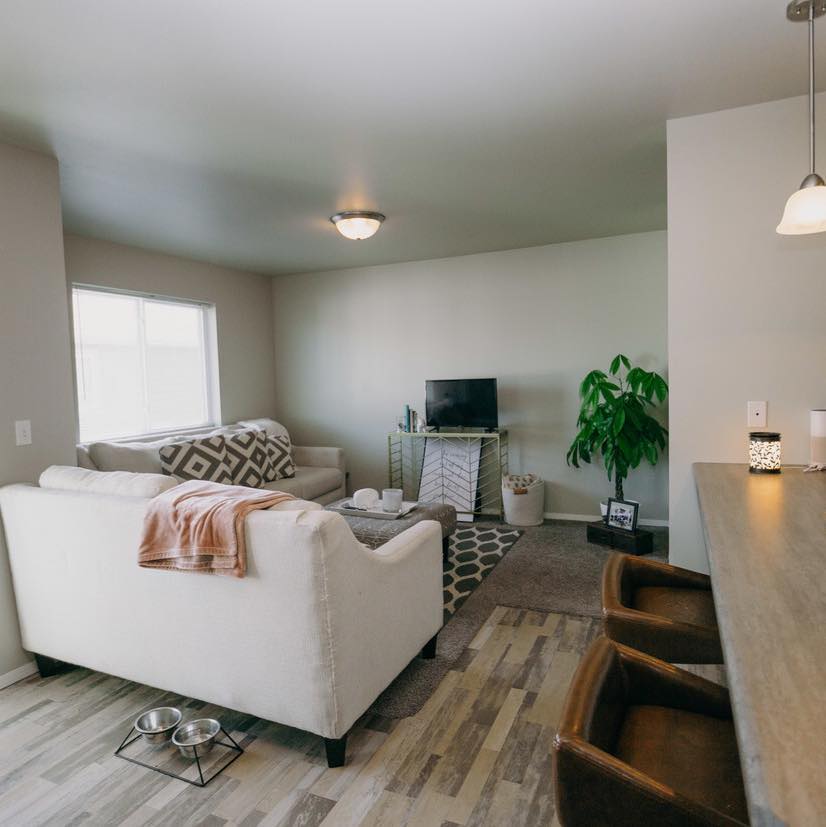 The Crest on Phillips