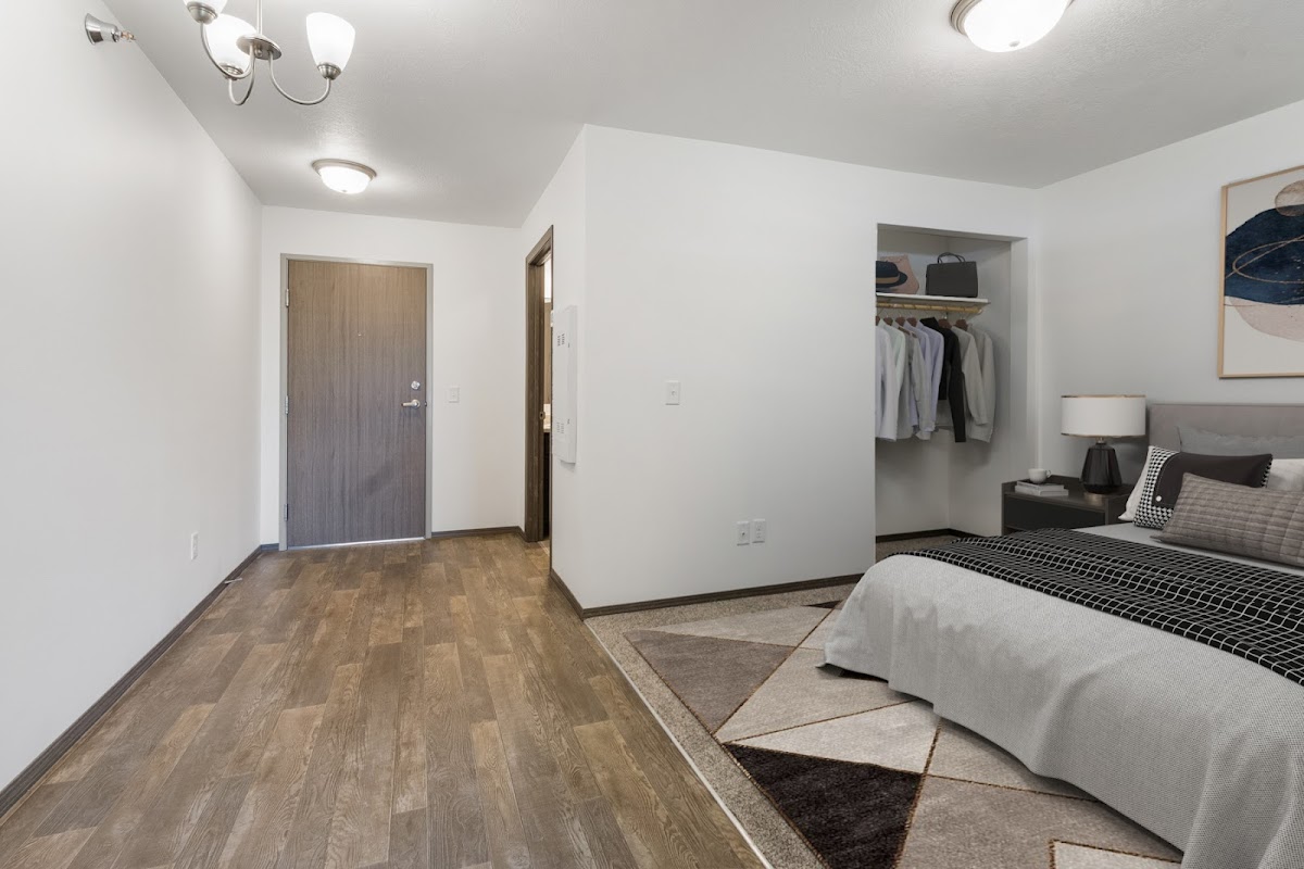 The Overture on Cliff